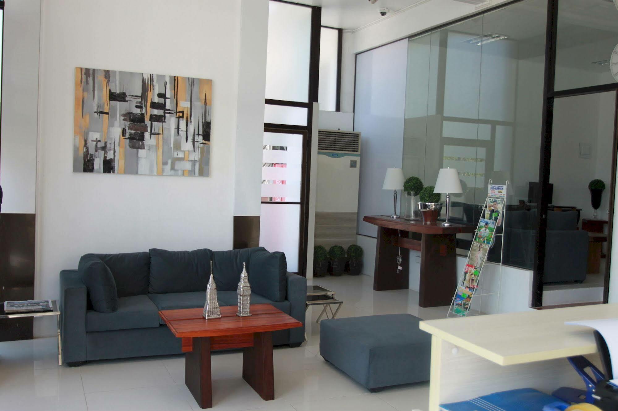 Sumo Asia Hotels - Davao City Exteriör bild