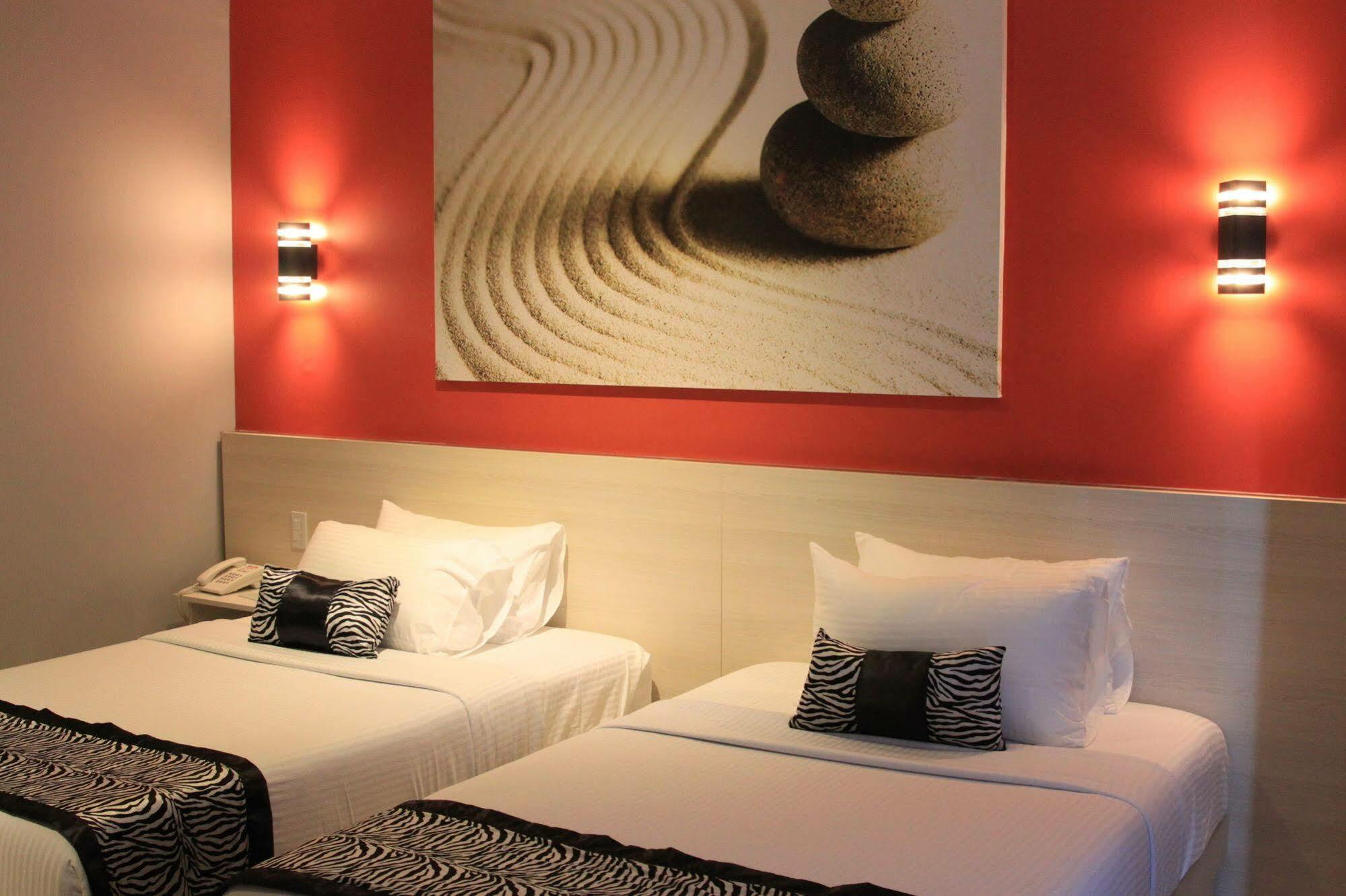 Sumo Asia Hotels - Davao City Exteriör bild