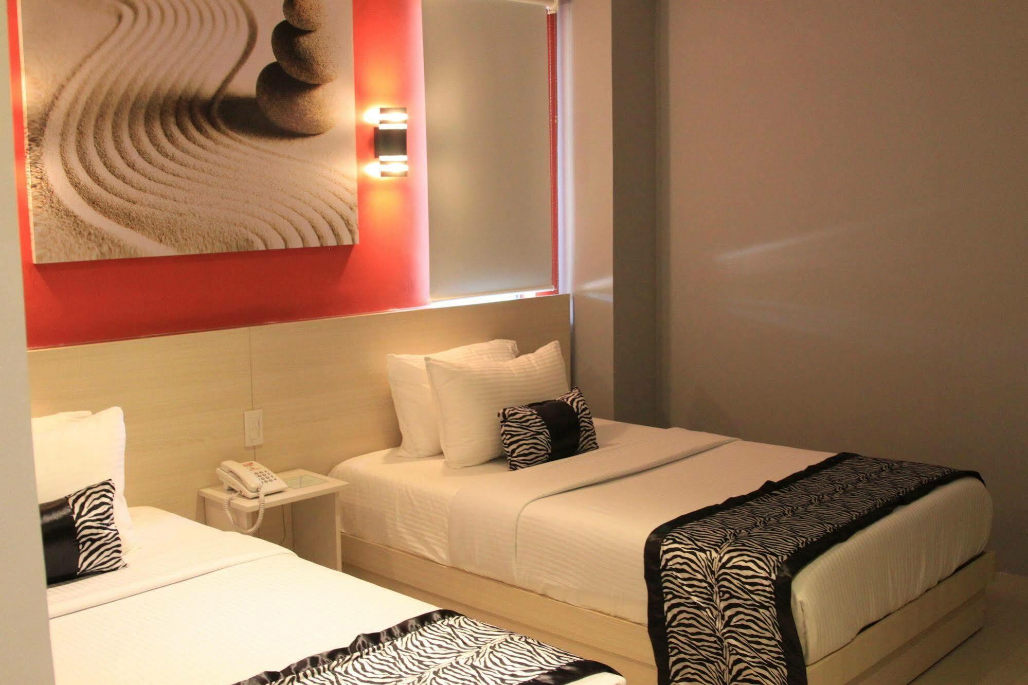 Sumo Asia Hotels - Davao City Exteriör bild