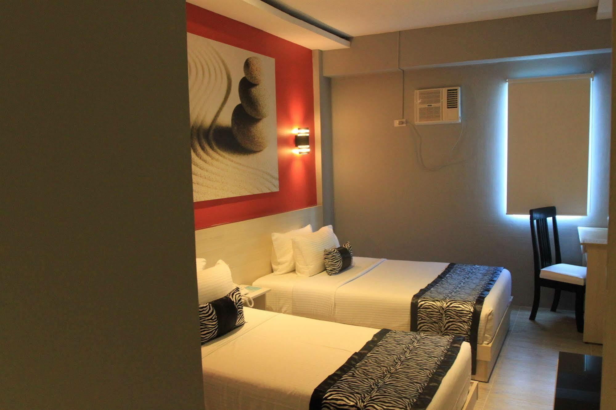 Sumo Asia Hotels - Davao City Exteriör bild