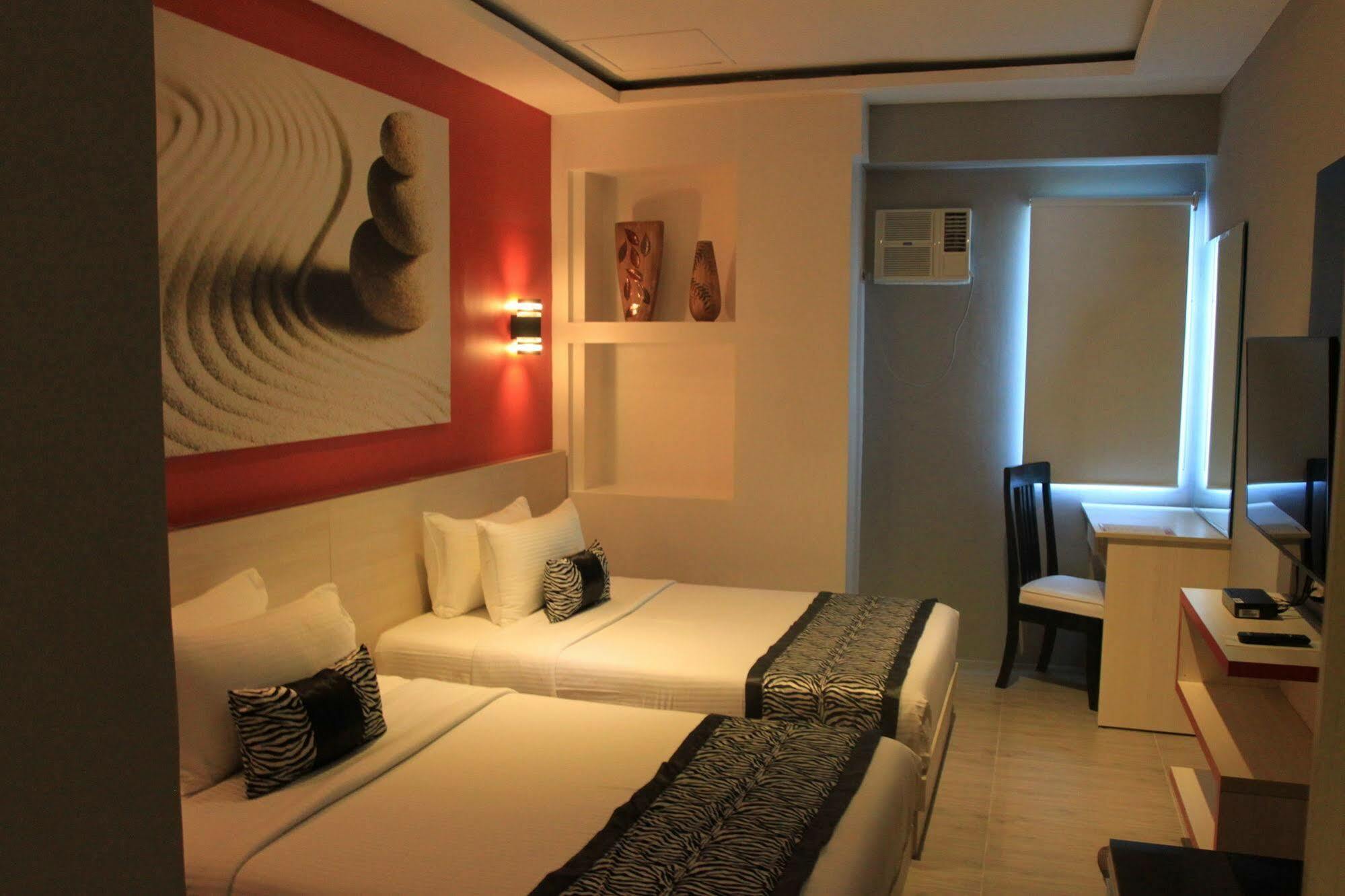 Sumo Asia Hotels - Davao City Exteriör bild